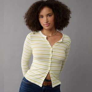 American Eagle Women's Green & White Long Sleeve Button Down Crop Tee Top Size L